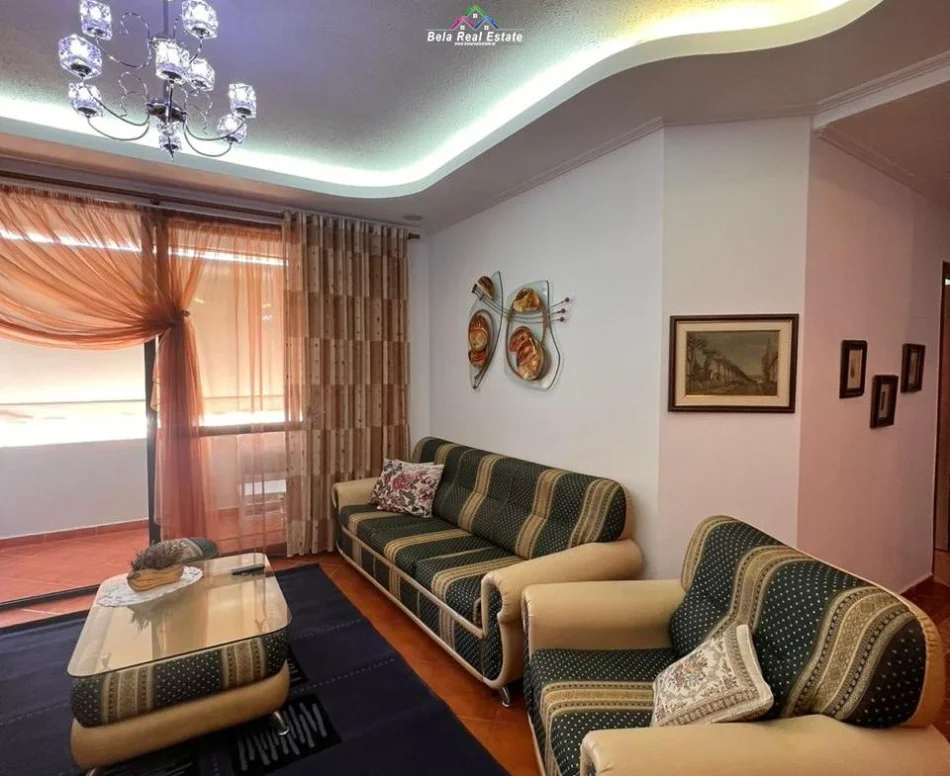 Tirane, jepet me qera apartament 2+1 Kati 10, 110 m² 740 € (Rruga Sabaudin Gabrani)