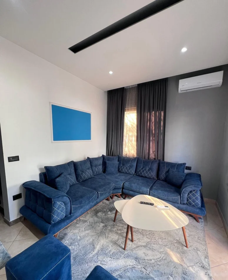 Tirane, jepet me qera apartament 2+1 Kati 1, 100 m² 430 € (Kashar)
