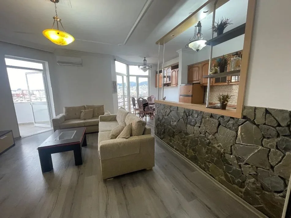 Tirane, jepet me qera apartament 2+1 Kati 11, 100 m² 600 € (21 DHJETORI)