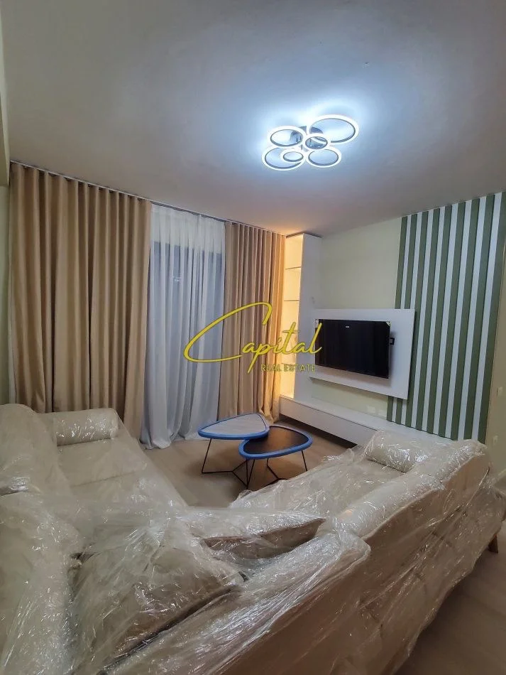 Tirane, jepet me qera apartament 2+1 Kati 1, 110 m² 1.200 € (LIQENI I THATE)