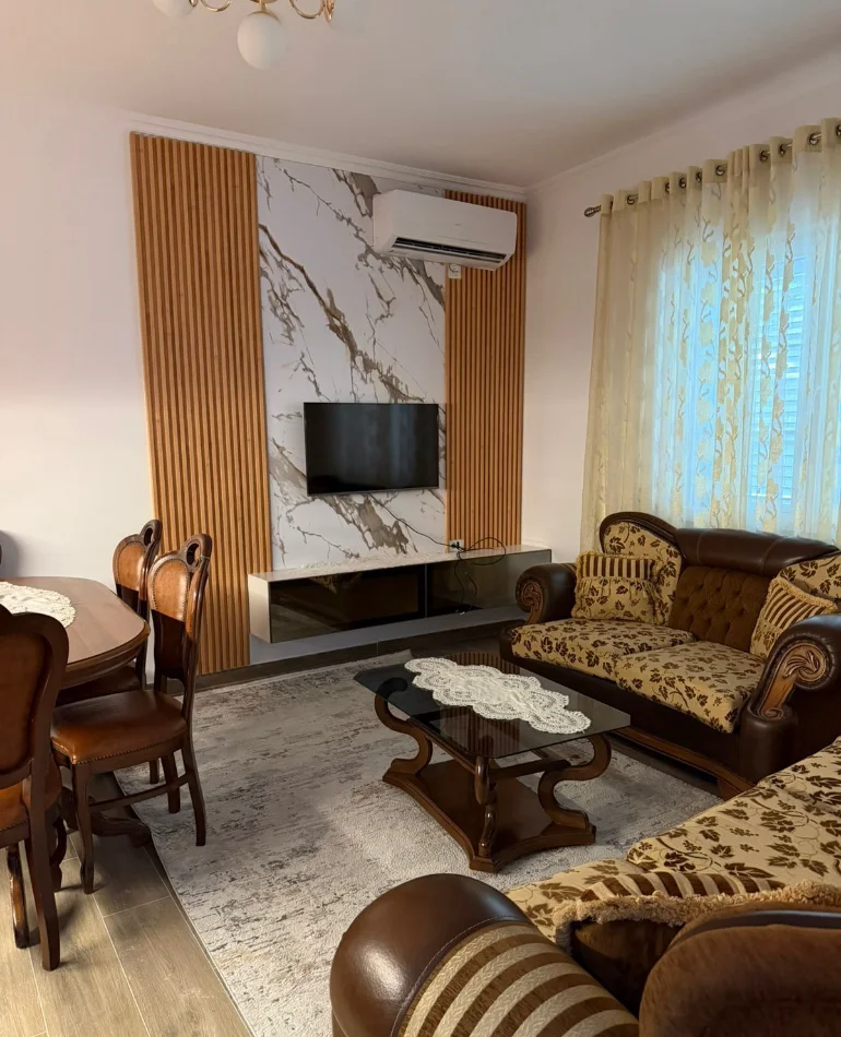 Tirane, jepet me qera apartament 2+1 Kati 1, 110 m² 500 € (GJON MILI)