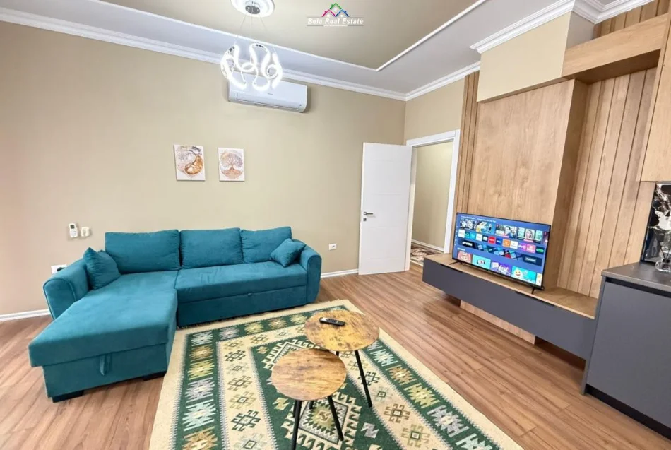 Tirane, jepet me qera apartament 2+1 Kati 1, 110 m² 830 € (Selvia)