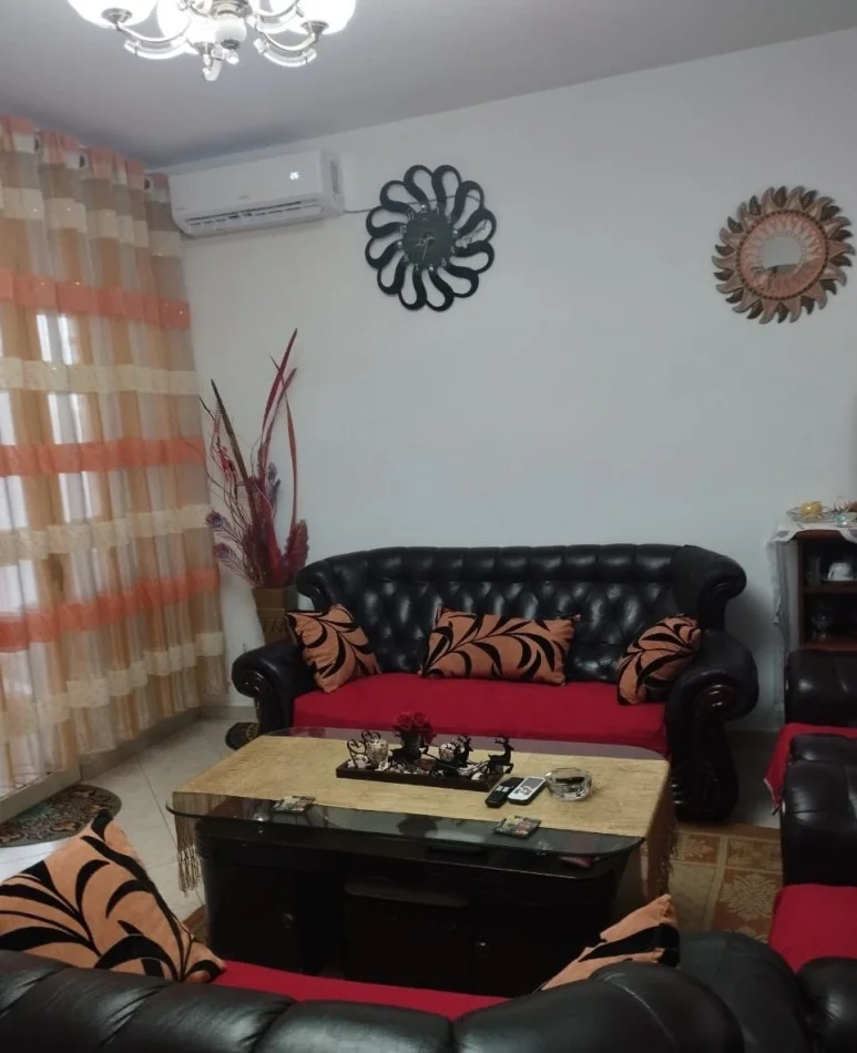 Tirane, jepet me qera apartament 2+1 Kati 1, 112 m² 500 € (Yzberisht)