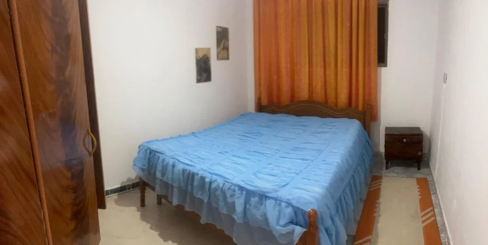 Tirane, jepet me qera apartament 2+1 Kati 1, 65 m² 300 € (Qyteti Studenti)