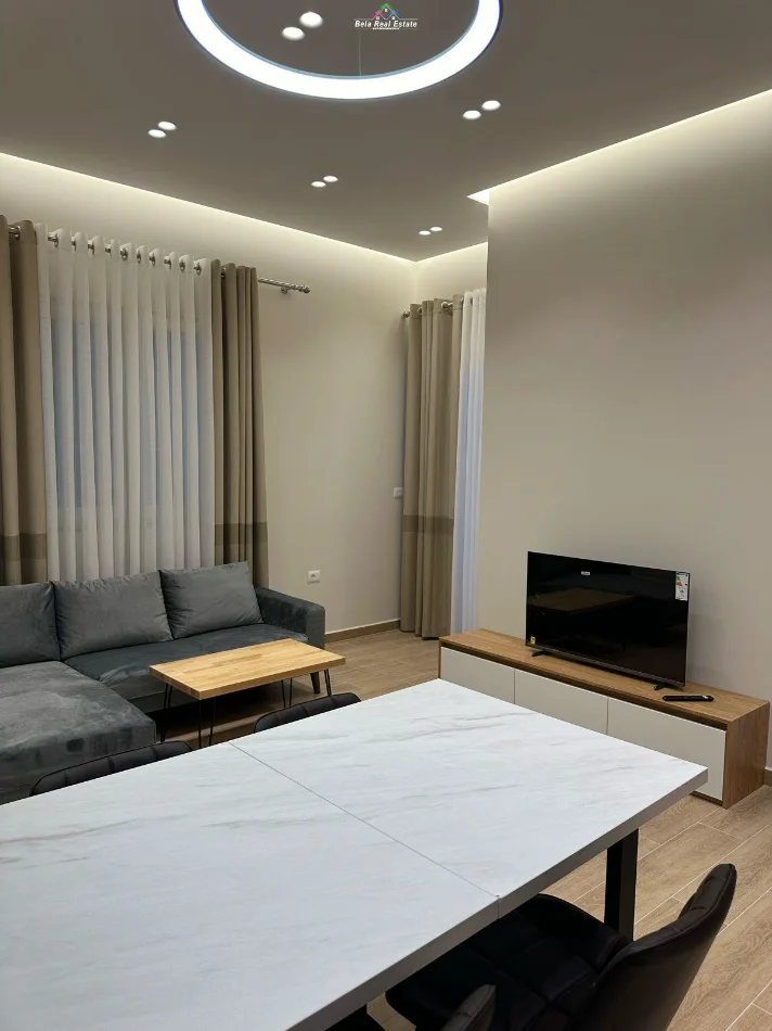 Tirane, jepet me qera apartament 2+1 Kati 1, 90 m² 640 € (Don Bosco)