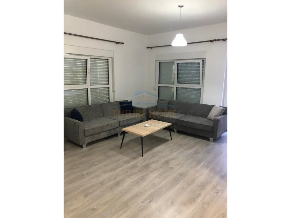 Tirane, jepet me qera apartament 2+1 Kati 1, 99 m²