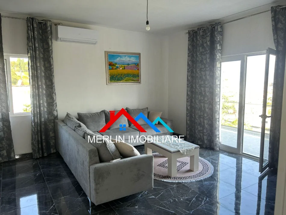 Tirane, jepet me qera apartament 2+1 Kati 2, 100 m² 40.000 leke (Rruga Pjeter Budi, Farke.)