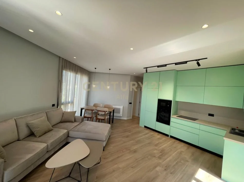 Tirane, jepet me qera apartament 2+1 Kati 2, 105 m² 1.300 € (Liqeni i Thate)
