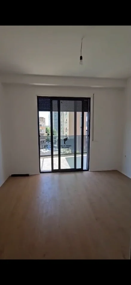 Tirane, jepet me qera apartament 2+1 Kati 2, 110 m² 650 € (DON BOSKO)