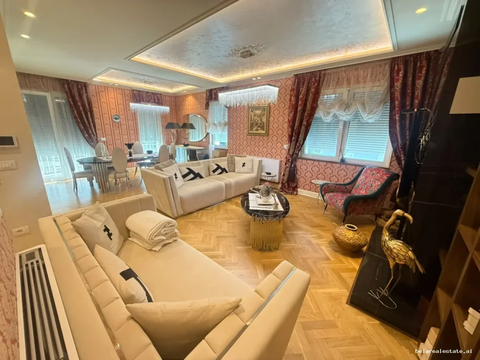 Tirane, jepet me qera apartament 2+1 Kati 2, 129 m² 2.000 € (TEG)