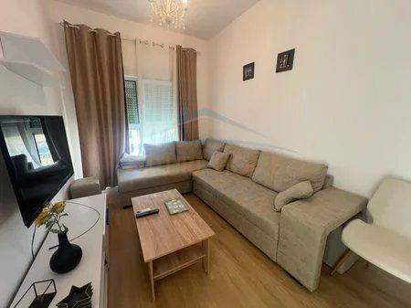 Tirane, jepet me qera apartament 2+1 Kati 2, 58 m² 549 € (Kompleksi Kadiu,Ali Demi)