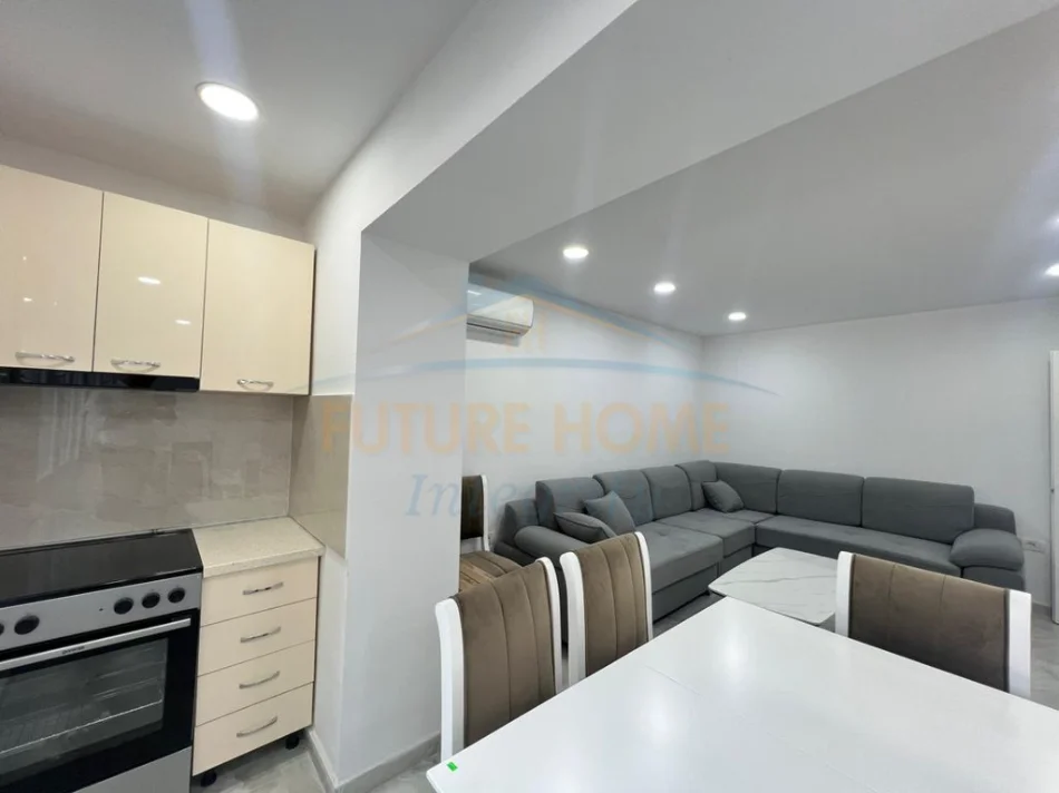 Tirane, jepet me qera apartament 2+1 Kati 2, 61 m² 550 € (Oxhaku)