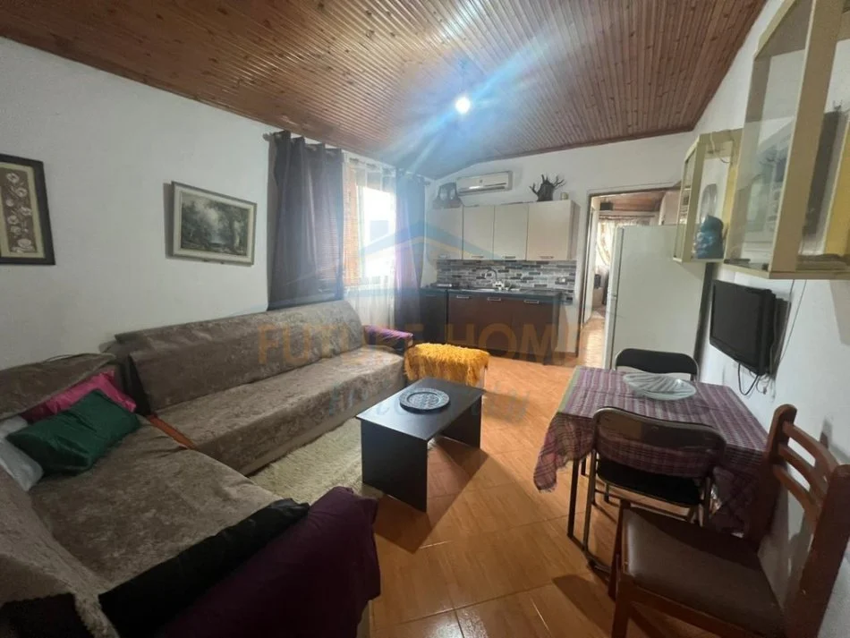 Tirane, jepet me qera apartament 2+1 Kati 2, 75 m² 520 € (Shkolla e Baletit)