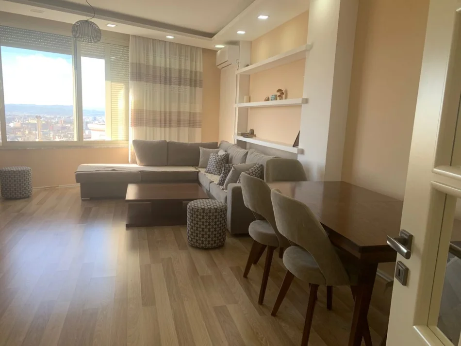 Tirane, jepet me qera apartament 2+1 Kati 2, 80 m² 400 € (Fresku)