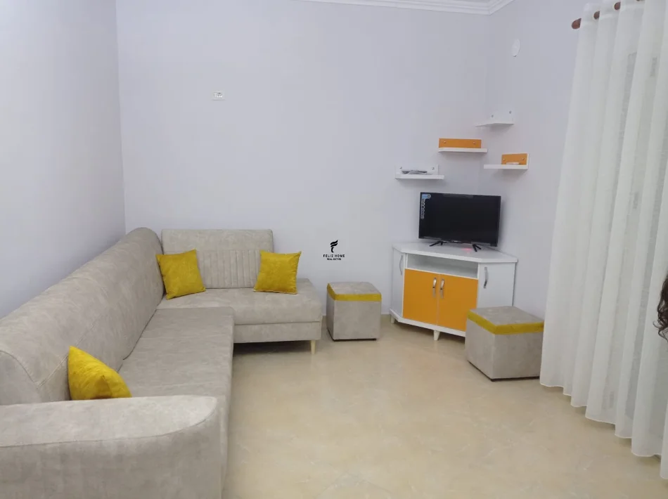 Tirane, jepet me qera apartament 2+1 Kati 2, 80 m² 520 € (PORCELAN)