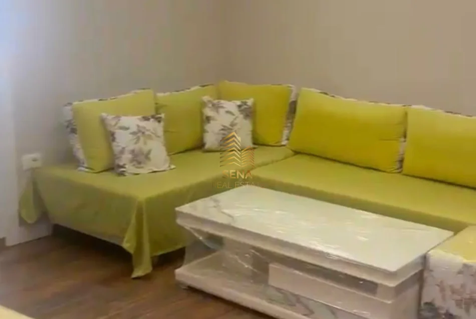 Tirane, jepet me qera apartament 2+1 Kati 2, 80 m² 550 € (Sauk)