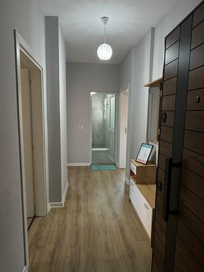 Tirane, jepet me qera apartament 2+1 Kati 2, 84 m² 550 € (Don Bosko)