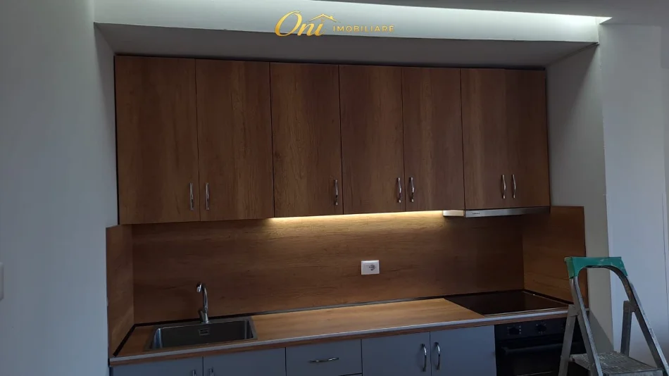 Tirane, jepet me qera apartament 2+1 Kati 2, 85 m² 550 € (rruga ferit xhajko)