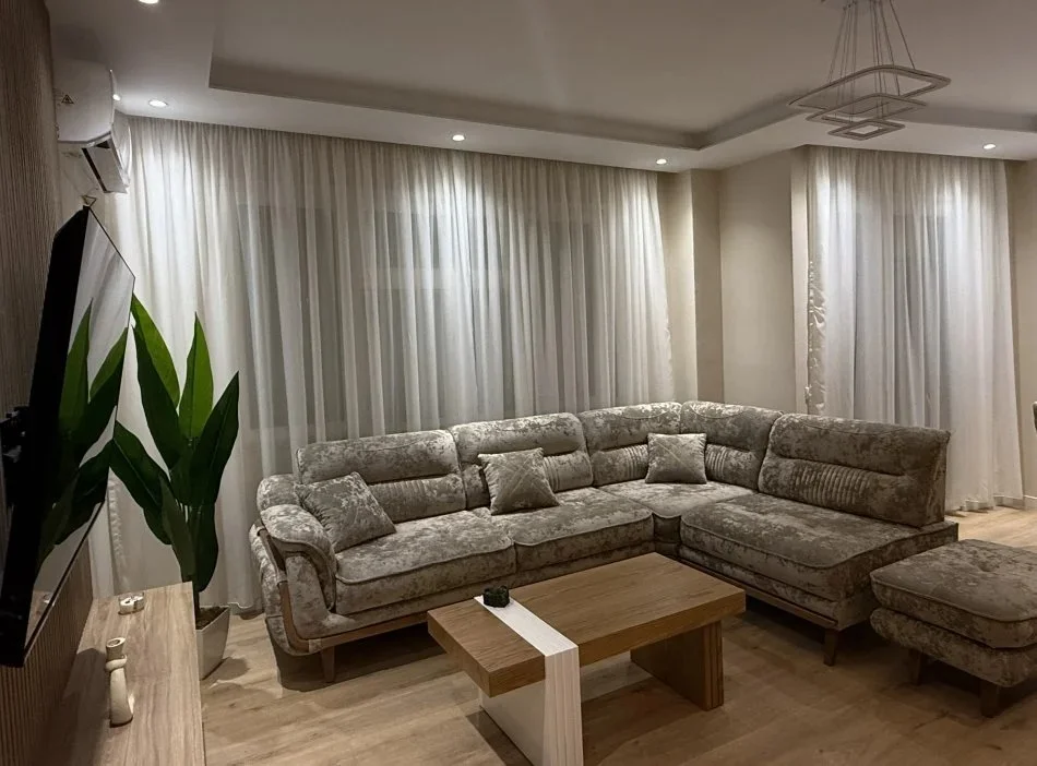 Tirane, jepet me qera apartament 2+1 Kati 2, 85 m² 800 € (LIQENI I THATE)
