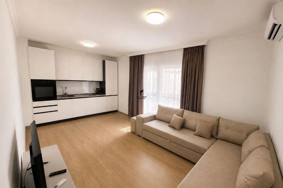 Tirane, jepet me qera apartament 2+1 Kati 2, 90 m² 1.000 € (QENDER)