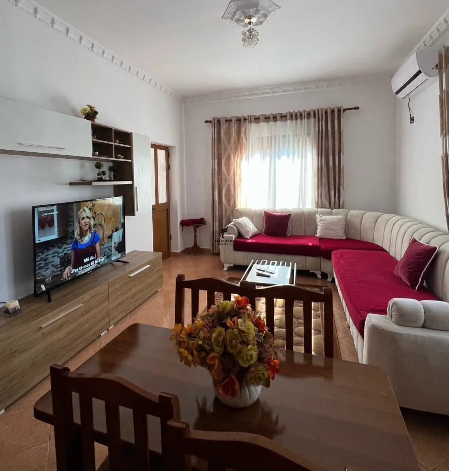 Tirane, jepet me qera apartament 2+1 Kati 2, 90 m² 500 € (BULEVARDI I RI)