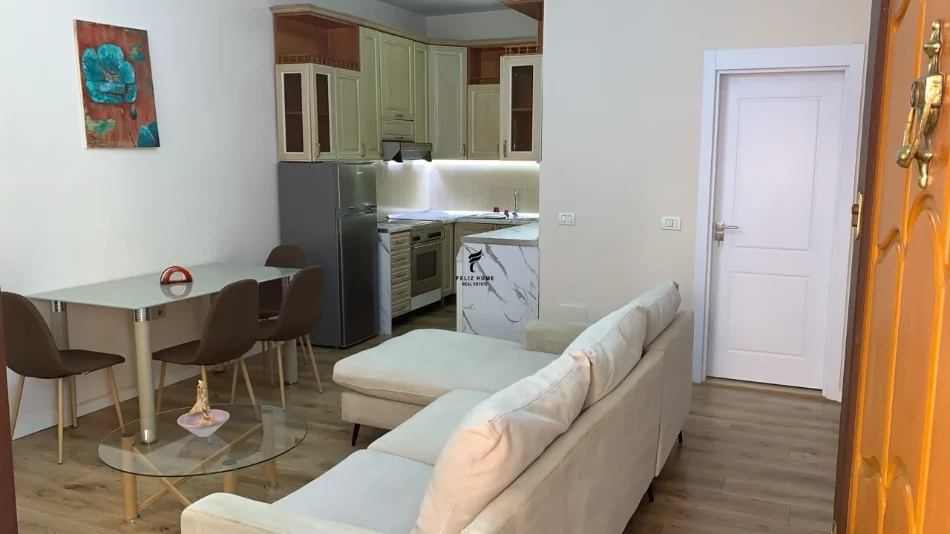 Tirane, jepet me qera apartament 2+1 Kati 2, 90 m² 650 € (VASIL SHANTO)