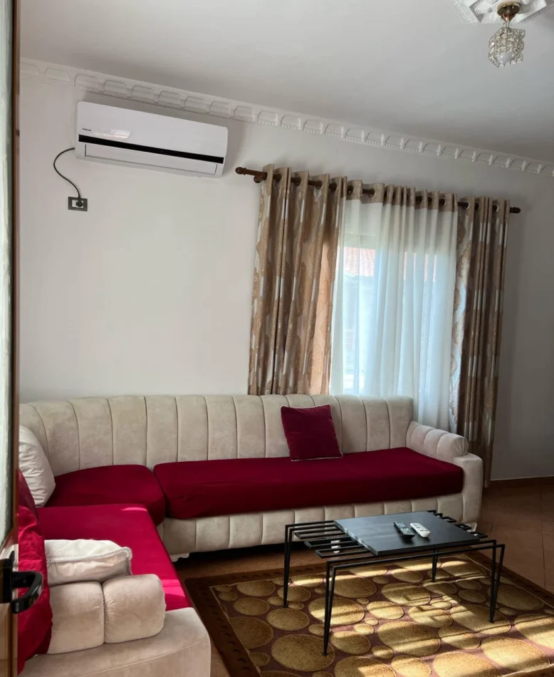 Tirane, jepet me qera apartament 2+1 Kati 2, 95 m² 500 € (Rruga Siri Kodra)
