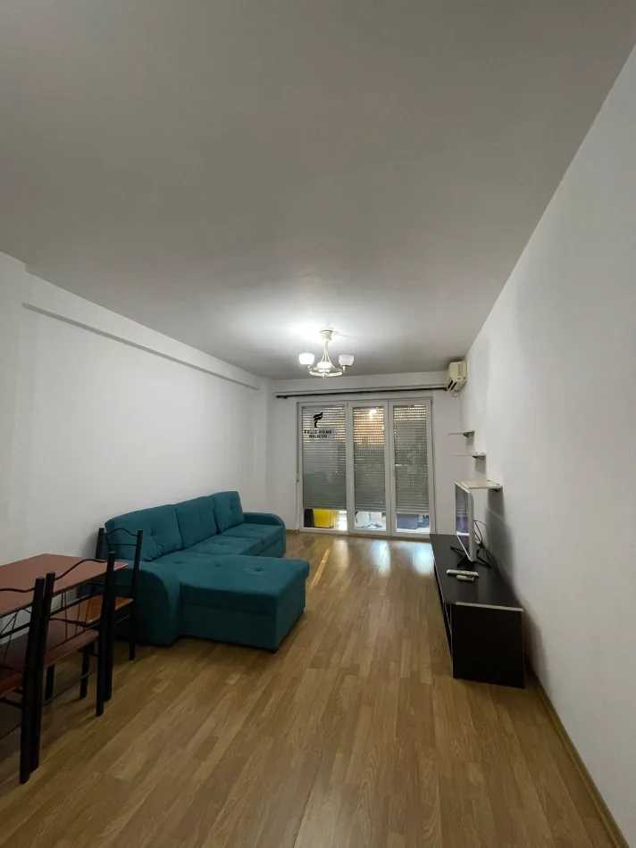 Tirane, jepet me qera apartament 2+1 Kati 2, 95 m² 550 € (QYTETI STUDENTI)