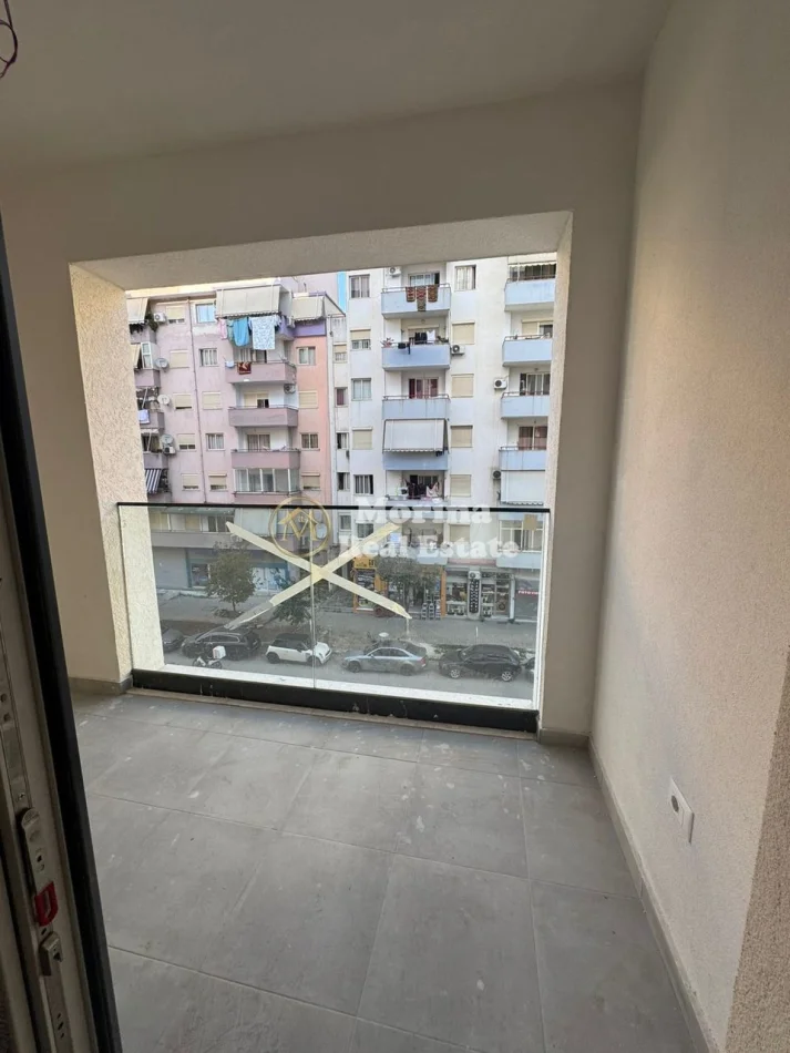 Tirane, jepet me qera apartament 2+1 Kati 2, (Astir Kompleksi Molla)