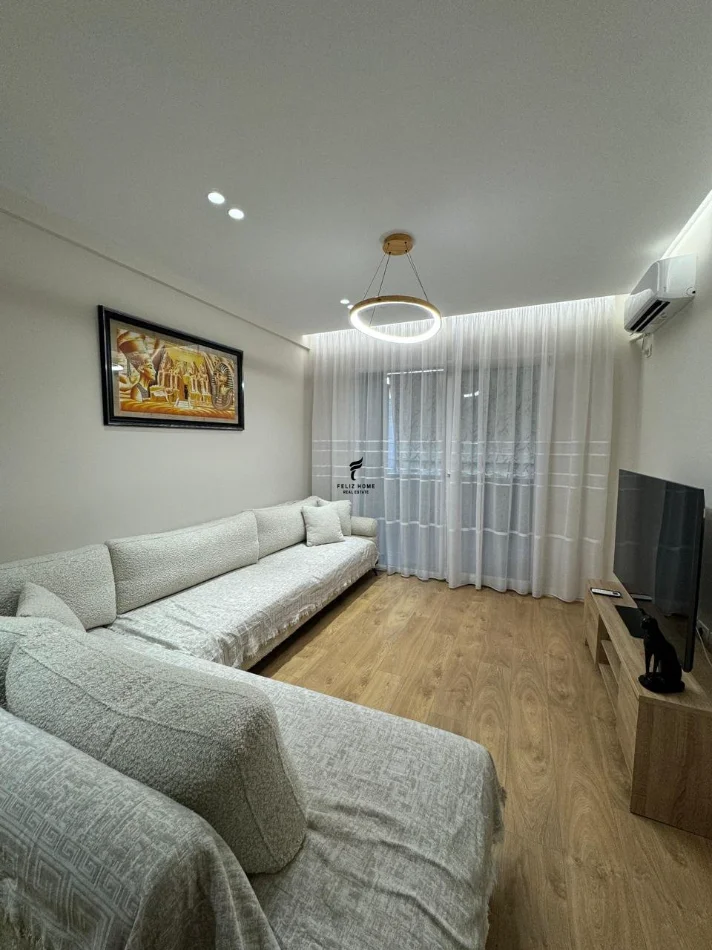 Tirane, jepet me qera apartament 2+1 Kati 3, 100 m² 1.200 € (KOMUNA E PARISIT)