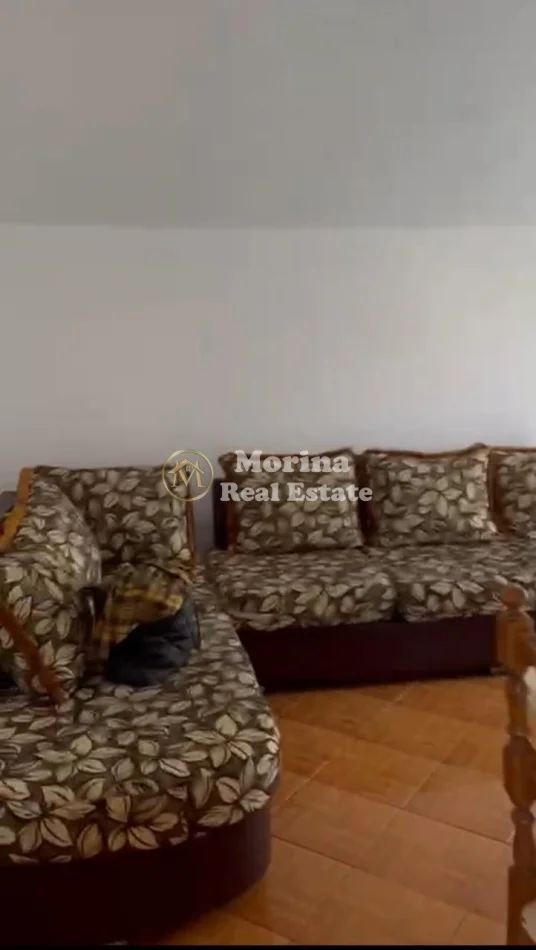 Tirane, jepet me qera apartament 2+1 Kati 3, 100 m² 350 € (Laprake)