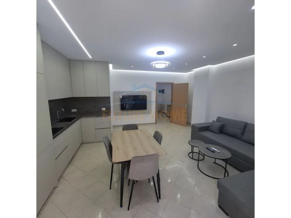 Tirane, jepet me qera apartament 2+1 Kati 3, 105 m² 580 € (Unaza e Re)