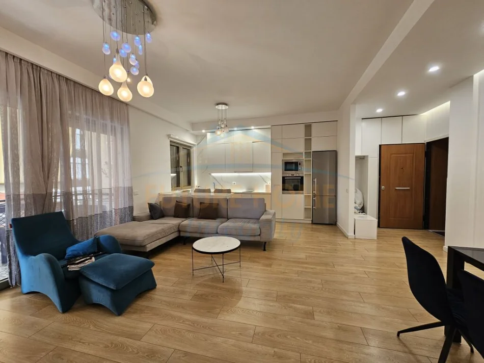 Tirane, jepet me qera apartament 2+1 Kati 3, 109 m² 1.200 € (Kompleksi Deliorgji)