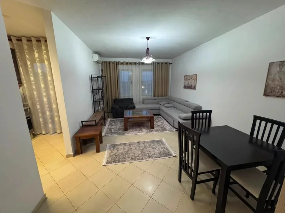 Tirane, jepet me qera apartament 2+1 Kati 3, 118 m² 520 € (Teodor Keko)