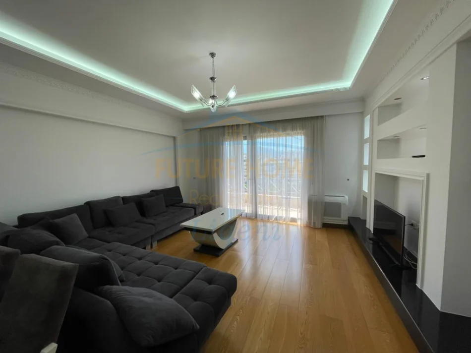Tirane, jepet me qera apartament 2+1 Kati 3, 125 m² 950 € (Kopshti Zoologjik)