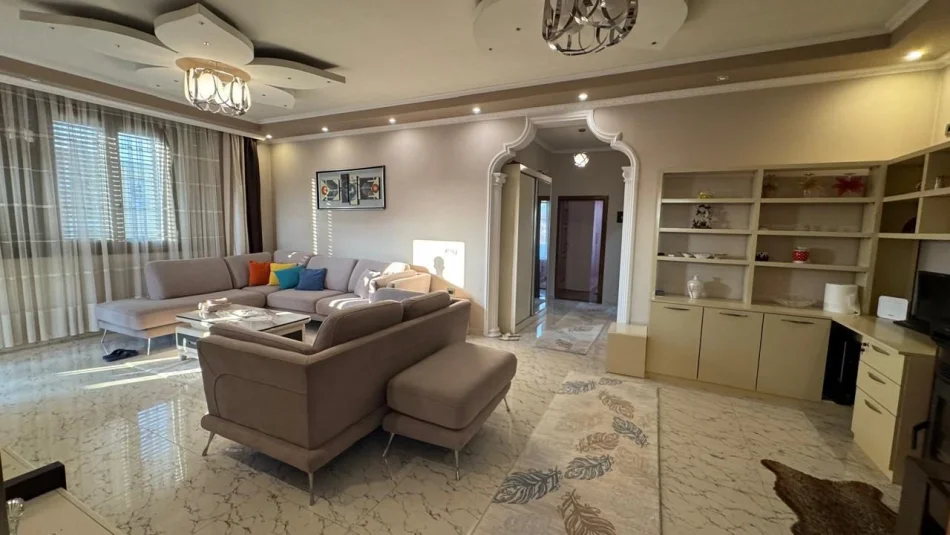 Tirane, jepet me qera apartament 2+1 Kati 3, 500 € (Rruga Njazi Meka)