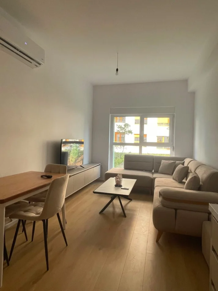 Tirane, jepet me qera apartament 2+1 Kati 3, 70 m² 550 € (Mangalem 21)