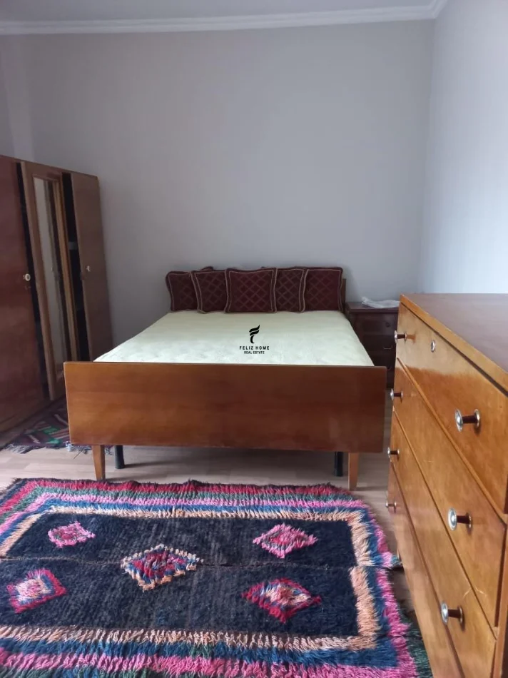 Tirane, jepet me qera apartament 2+1 Kati 3, 75 m² 600 € (RRUGA E ELBASANIT)