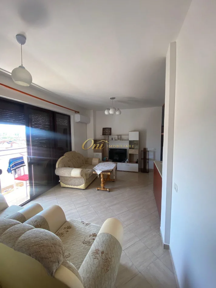 Tirane, jepet me qera apartament 2+1 Kati 3, 78 m² 550 € (RRUGA ALEKSANDER MOISIU)