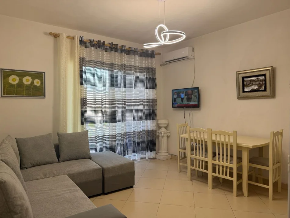 Tirane, jepet me qera apartament 2+1 Kati 3, 80 m² 650 € (21 Dhjetori)