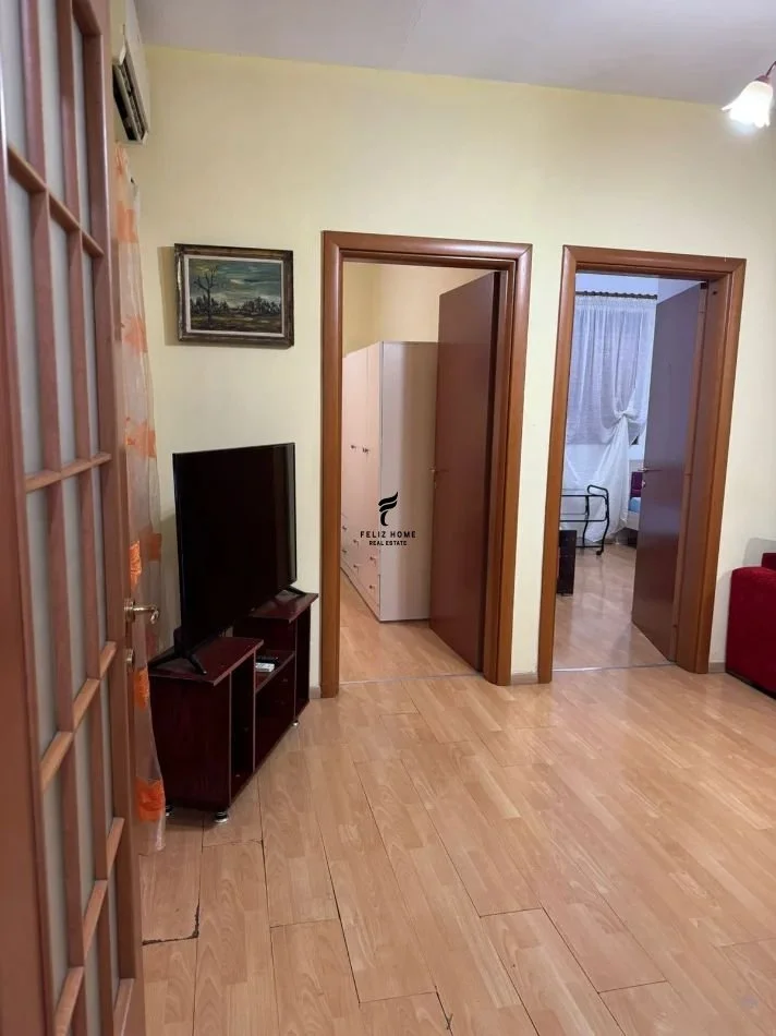 Tirane, jepet me qera apartament 2+1 Kati 3, 85 m² 600 € (DON BOSKO)