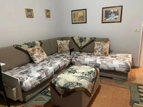 Tirane, jepet me qera apartament 2+1 Kati 4, 65 m² 650 € (RRUGA E KOSOVAREVE)