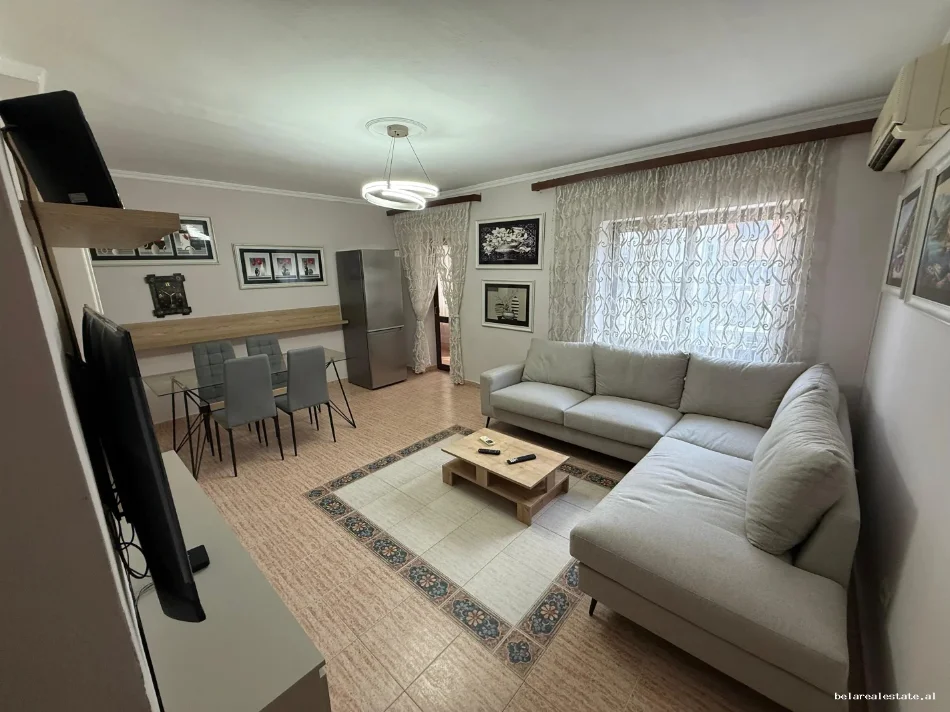 Tirane, jepet me qera apartament 2+1 Kati 4, 70 m² 570 € (rruga elbasanit)