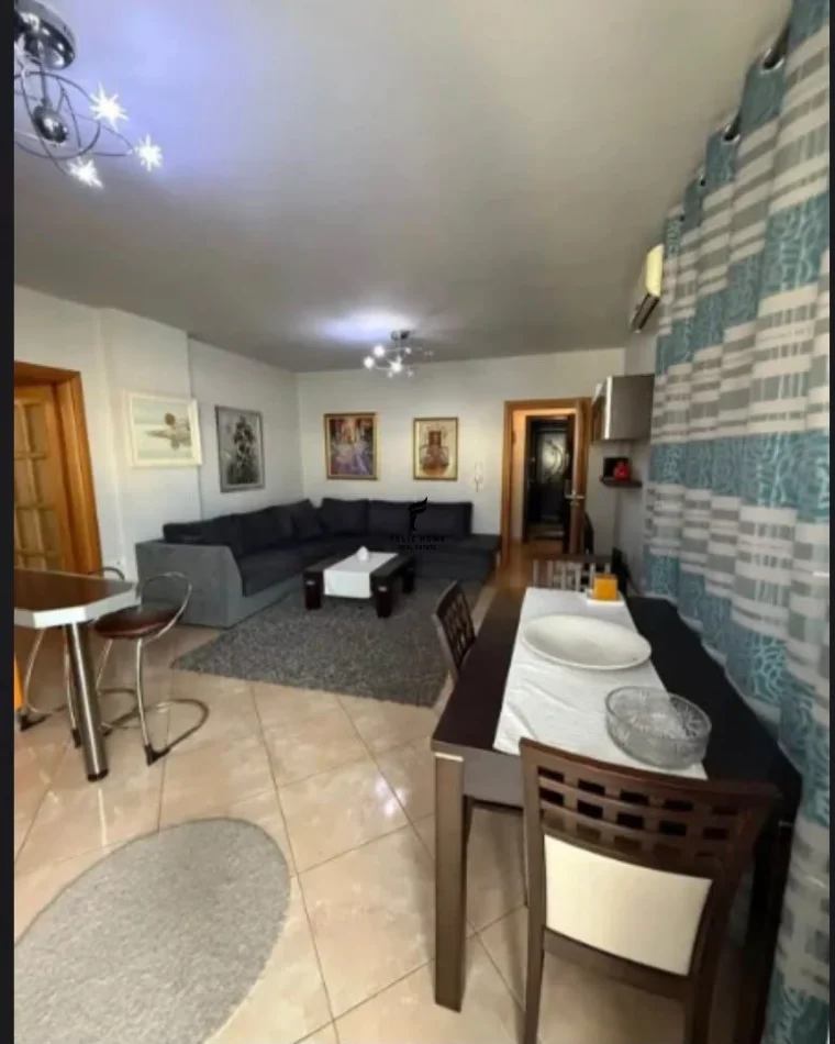Tirane, jepet me qera apartament 2+1 Kati 4, 80 m² 650 € (IRFAN TOMINI)