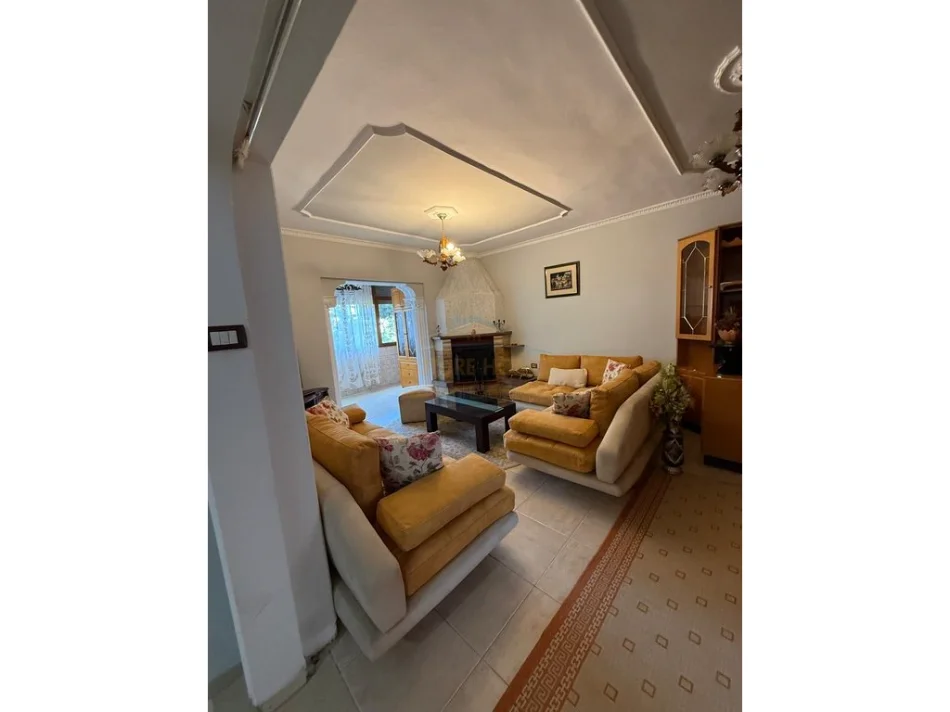 Tirane, jepet me qera apartament 2+1 Kati 4, 83 m² 700 € (Bulevardi Zhan D'Ark)