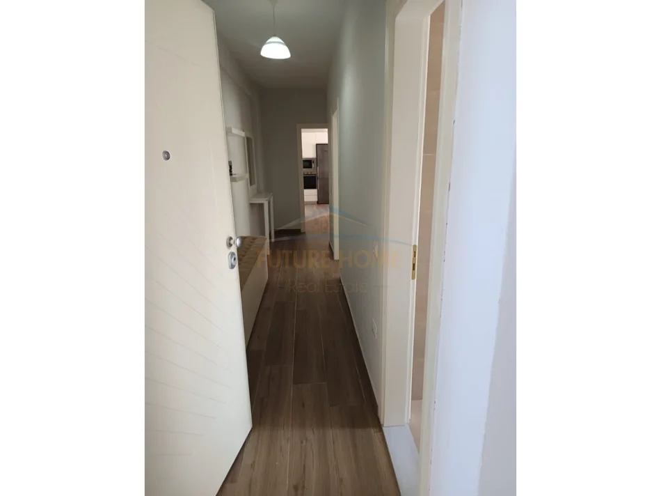 Tirane, jepet me qera apartament 2+1 Kati 4, 90 m² 400 € (Fresk)