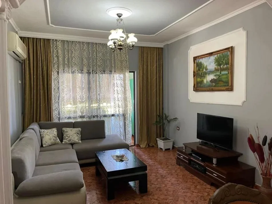 Tirane, jepet me qera apartament 2+1 Kati 4, 90 m² 570 € (Rruga Dritan Hoxha)