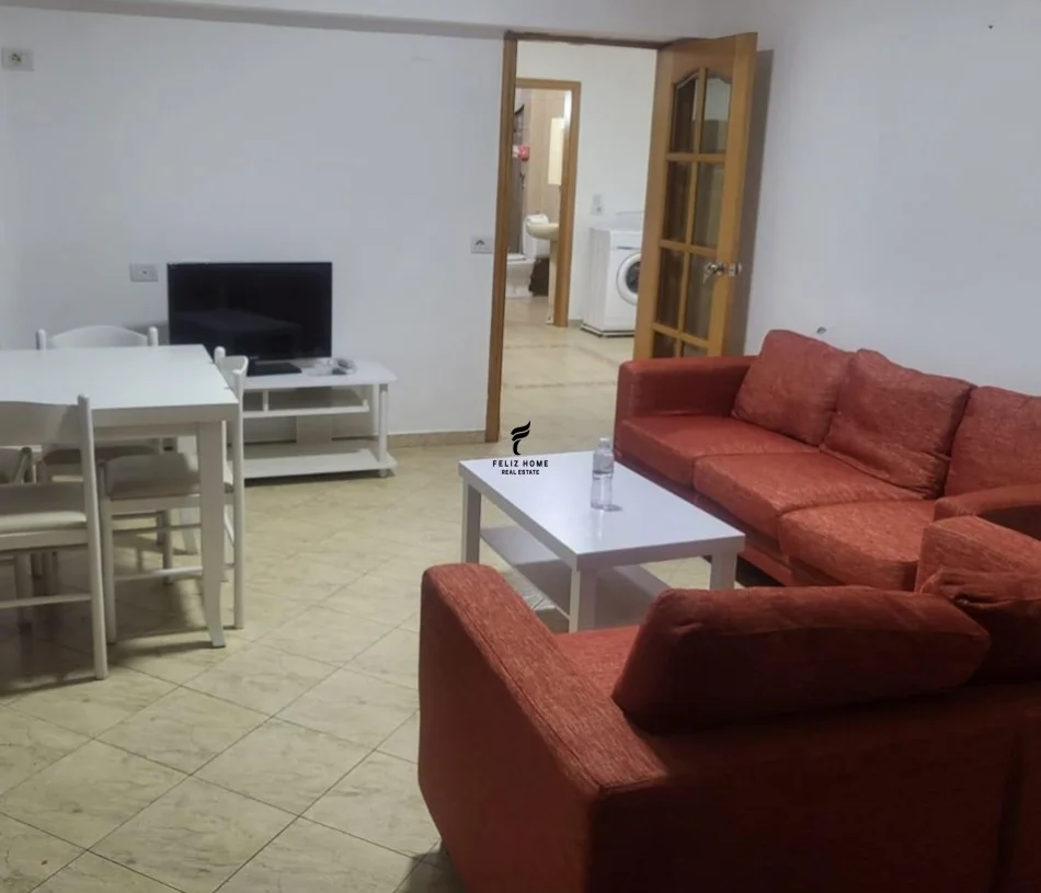 Tirane, jepet me qera apartament 2+1 Kati 4, 90 m² 600 € (9 KATESHET)