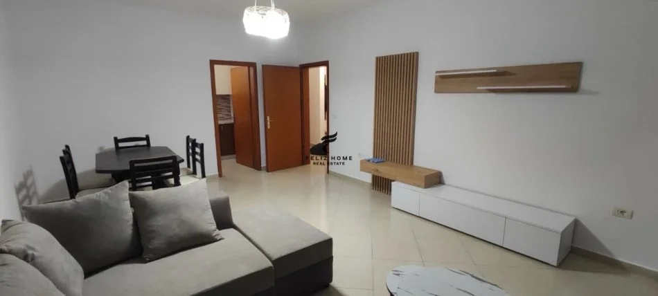 Tirane, jepet me qera apartament 2+1 Kati 4, 94 m² 600 € (DON BOSKO)