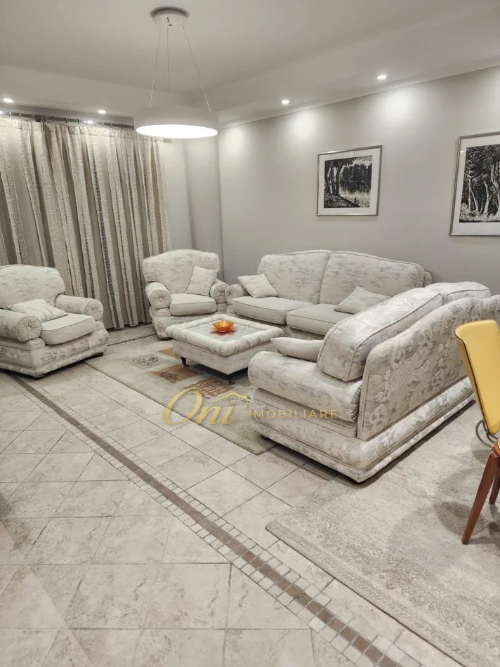 Tirane, jepet me qera apartament 2+1 Kati 5, 100 m² 1.200 € (RRUGA E ELBASANIT)